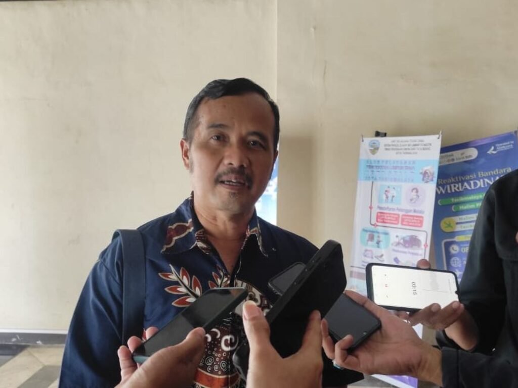 Dilema Pembongkaran dan Perizinan Bangunan di Atas Sungai Tasikmalaya