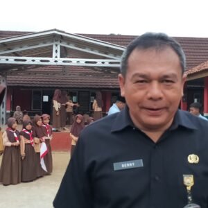 Kondisi Sekolah SDN 2 Nangewer Mengkhawatirkan, Pj Bupati Purwakarta Bilang ” Hemat Saya Butuh Perbaikan Menyeluruh”