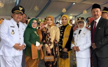 Dilantik Presiden, Bupati Blora, Dr. H. Arief Rohman, bersama Wakil Bupati Sri Setyorini. Dititipkan Amanah Jaga Hutan Jati,