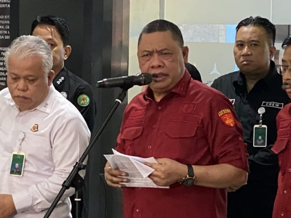 Geledah Rumah Riza Chalid dan Depo Minyak, Kejagung Tetapkan Dua Tersangka Baru dalam Kasus Korupsi Minyak Mentah Pertamina