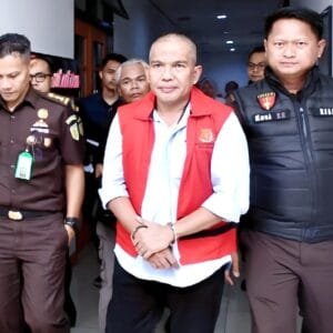 Mantan Pj Bupati Bandung Barat Arsan Latif Dieksekusi ke Lapas Sukamiskin