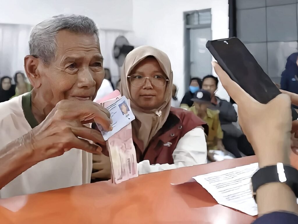 Lebih dari 35.000 KPM di Garut Terima Bansos PKH dan Sembako