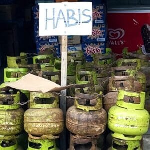 Gara-gara Kebijakan Mentri Bahlil, LPG 3Kg Menghilang Warga Garut Bingung Harus Beli Kemana?