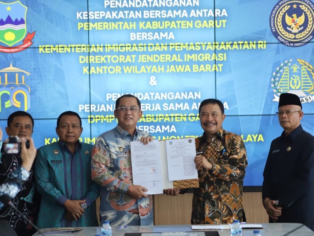 Masyarakat Garut Kini Bisa Urus Paspor di Mal Pelayanan Publik