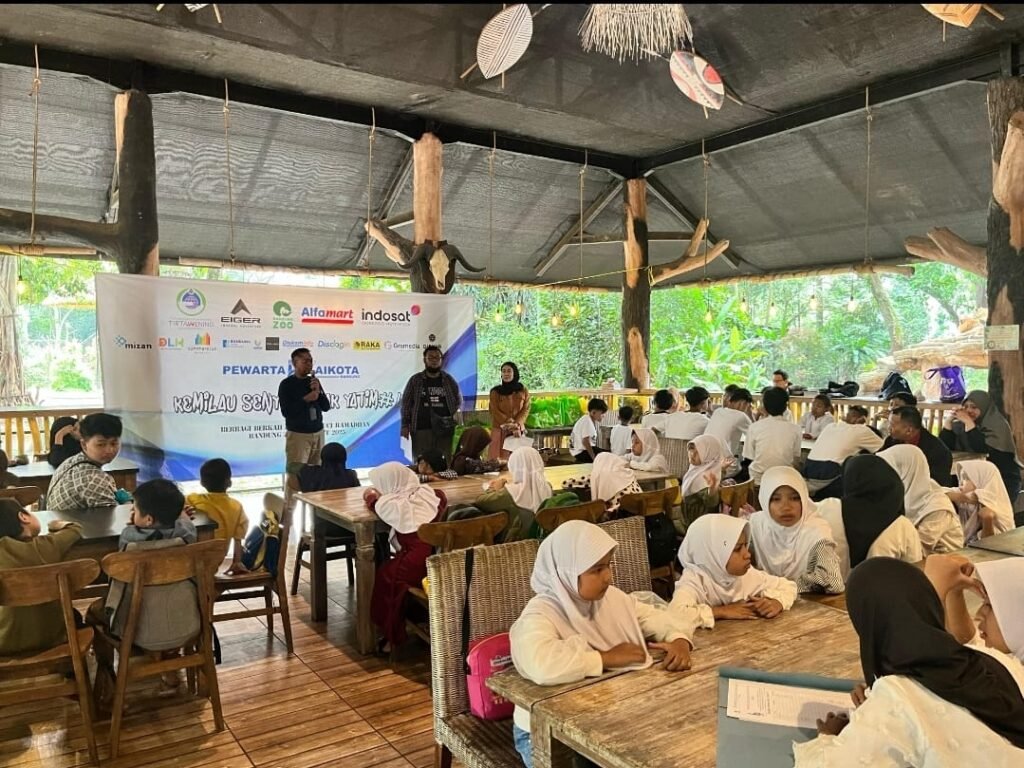 Pewarta Balai Kota Bandung Bagikan Kebahagiaan dengan Anak Yatim di Bulan Ramadan