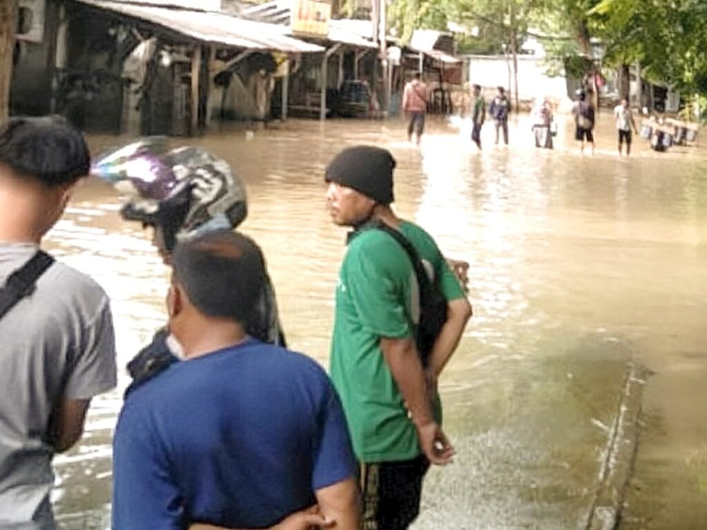 Pemerintah Genjot Modifikasi Cuaca dan Pemompaan Air untuk Percepat Surut Banjir di Bekasi