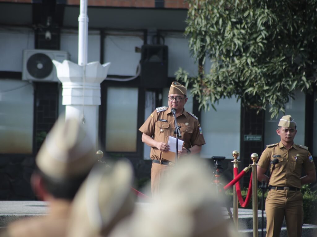 Abdusy Syakur Pimpin Apel Gabungan Perdana di Lingkungan Pemkab Garut, Tegaskan Sinergi dan Pelayanan Masyarakat