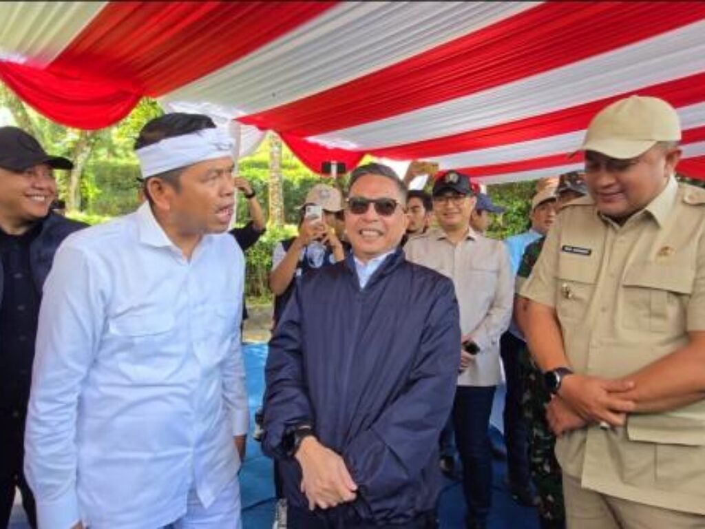 Di Bogor, Gubernur Jabar Bongkar Paksa Bangunan Alih Fungsi Lahan, Di Garut Pabrik Dilahan Sawah Diresmikan Dedi Mulyadi?