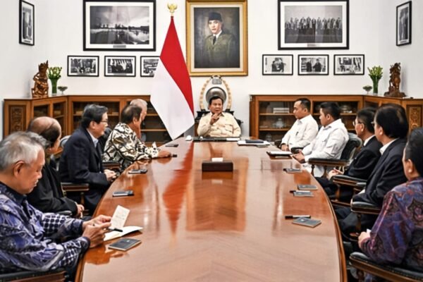 Prabowo Undang Delapan Naga ke Istana, Mengundang Bayangan Politik Koncoisme