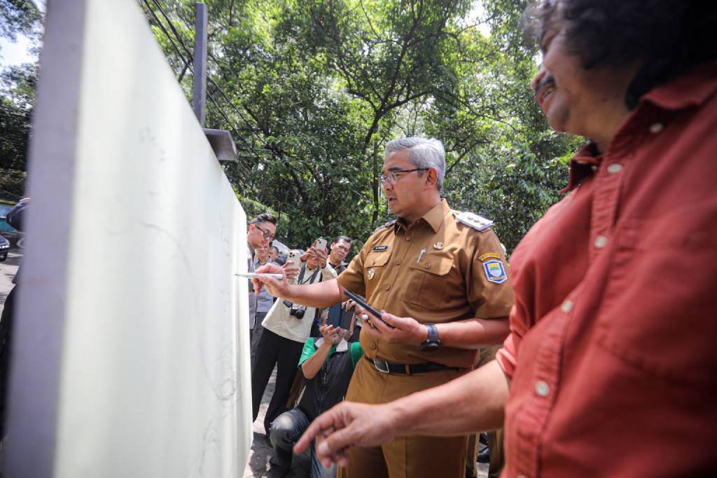 Dilema Hutan Kota, Menjaga Kelestarian dan Mengelola Sampah di Babakan Siliwangi