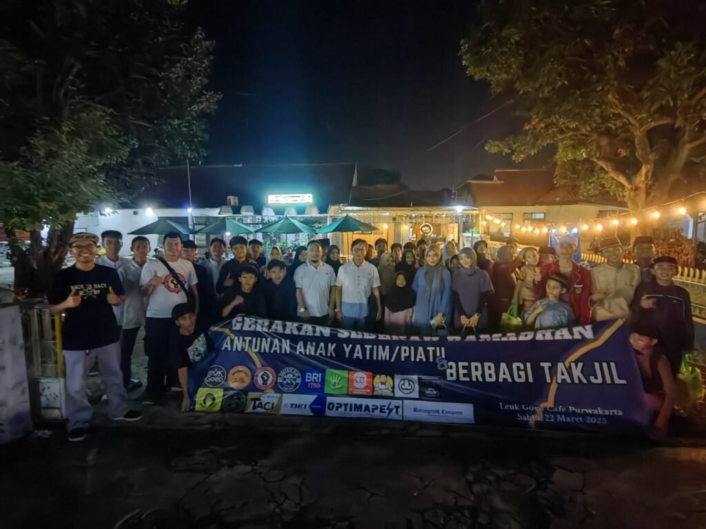 Bobotoh Persib, Berbagai Komunitas, Konten Kreator dan UMKM, Dibantu Berbagai Lembaga Gelar Bhaksos Berbagi Takjil Bersama Anak Yatim Piatu