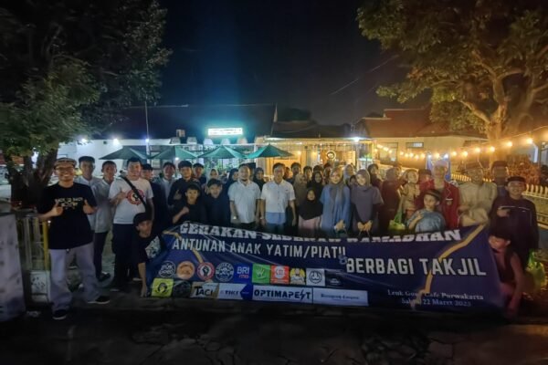 Bobotoh Persib, Berbagai Komunitas, Konten Kreator dan UMKM, Dibantu Berbagai Lembaga Gelar Bhaksos Berbagi Takjil Bersama Anak Yatim Piatu