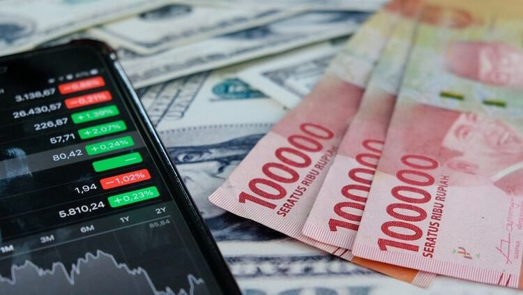 Menunggu Keputusan Suku Bunga Bank Sentral