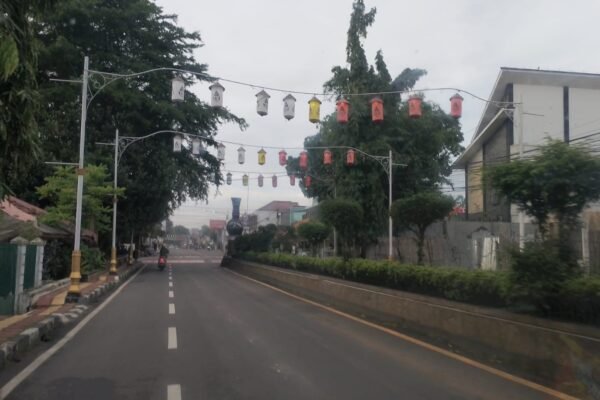 Pemkab Tangani Cepat Tumpukan Sampah di Pinggir Jalan, Warga Apresiasi