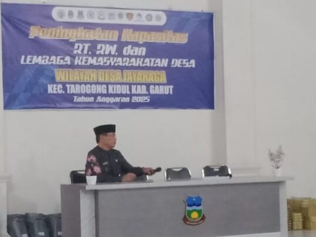 Buka Bersama Pemdes Jayaraga Berikan THR untuk DKM dan Tingkatkan Kapasitas RT dan RW