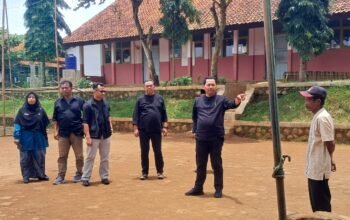 Dinas Pendidikan Garut Tinjau SDN 3 Cilampuyang
