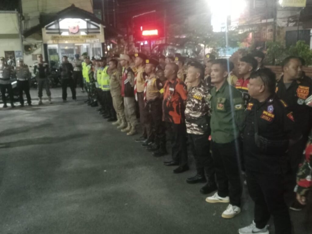 Kapolsek Cipatat Pimpin Apel Gabungan Operasi Ketupat Lodaya 2025, Imbau Masyarakat Hindari Takbiran Keliling