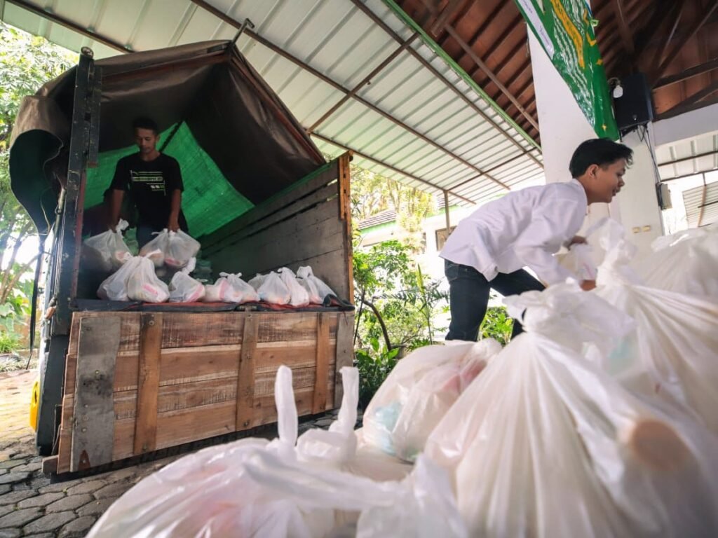 Operasi Pasar Bersubsidi di Bandung, Meringankan Beban Warga Jelang Idulfitri