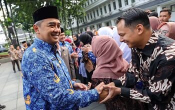 Pmkot Bandung Selesaikan Pembayaran Honor Guru