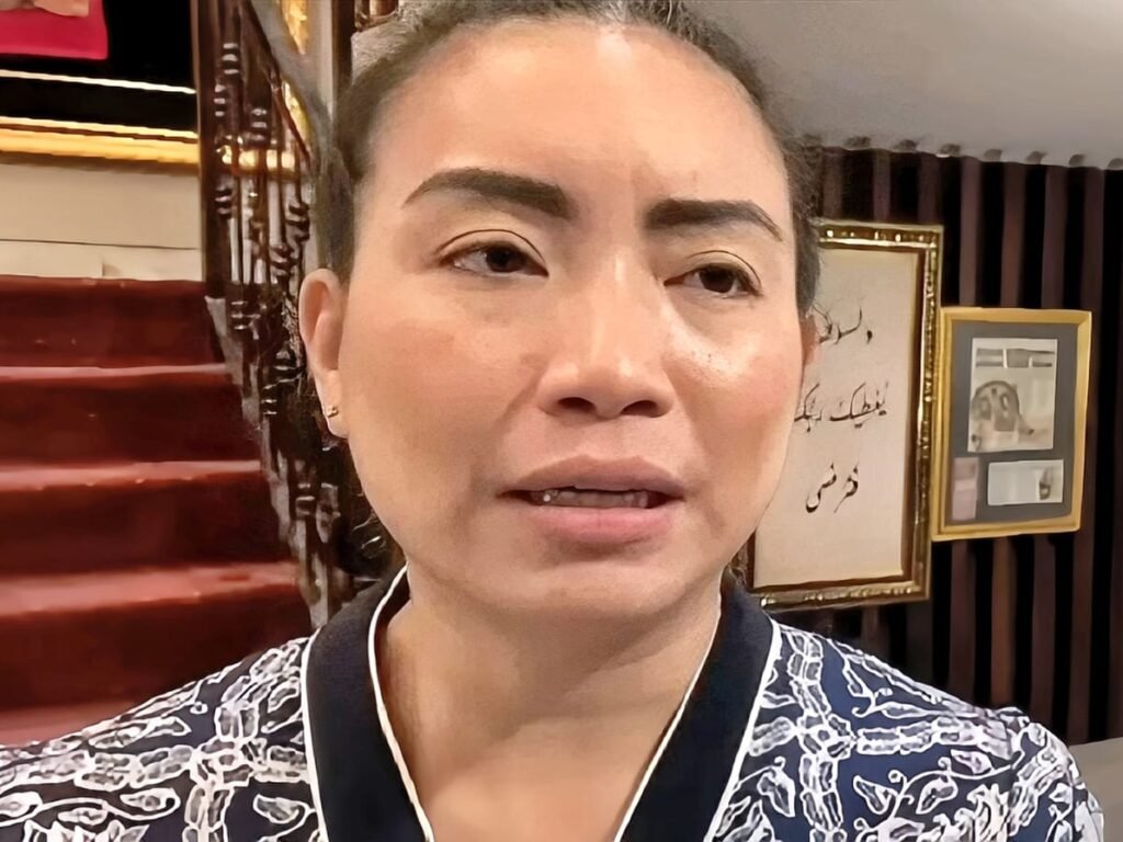 Apakah Politik Satu-satunya Jalan untuk Mengubah Kebijakan dan Sistem yang Ada?