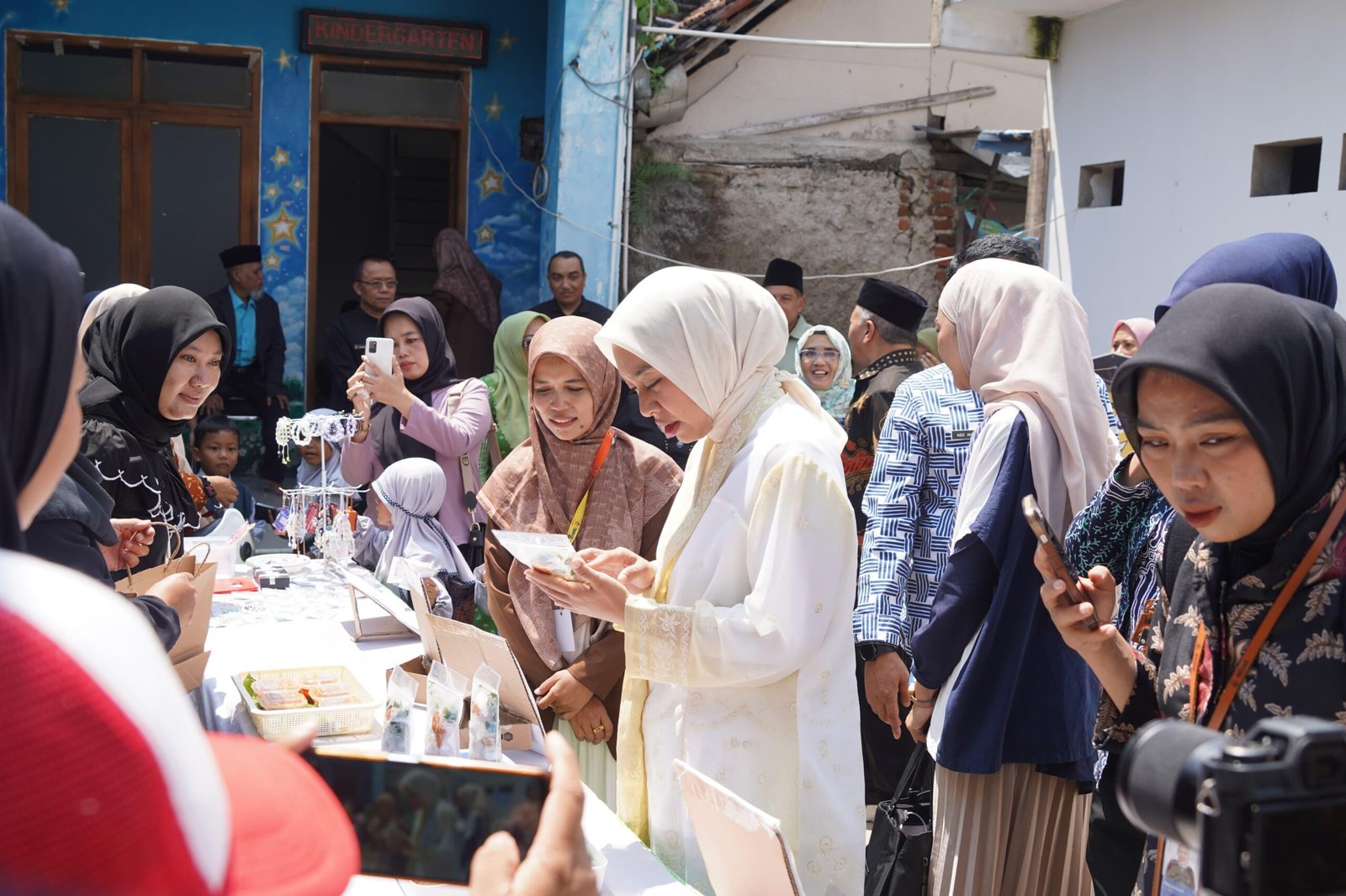Wabup Garut Dorong Jiwa Kewirausahaan di Festival Ramadan Bintang Cendekia Islamic School di Kecamatan Karangpawitan-Garut