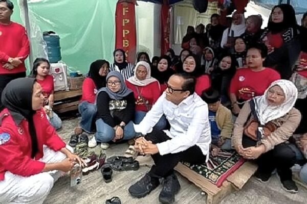 Wamenaker Immanuel Ebenezer Sidak Pabrik Bulu Mata Palsu di Garut yang Pailit, Tuntaskan Nasib 2.079 Buruh yang Terancam PHK