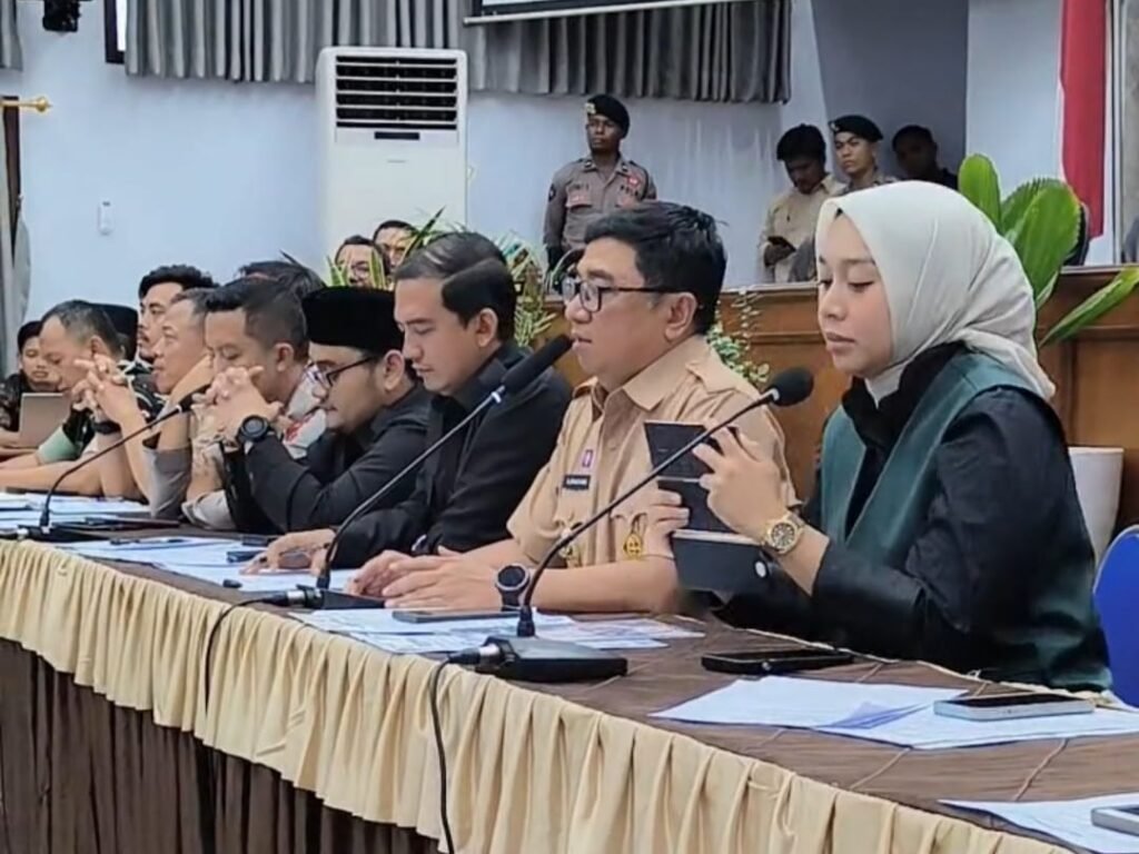 Sempat Memanas, Bupati Garut Minta Habib “Dengarkan Saya”