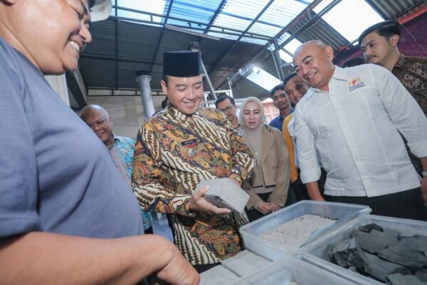 Pemkot Bandung Eksplorasi Teknologi AutoThermiX untuk Pengelolaan Sampah Ramah Lingkungan