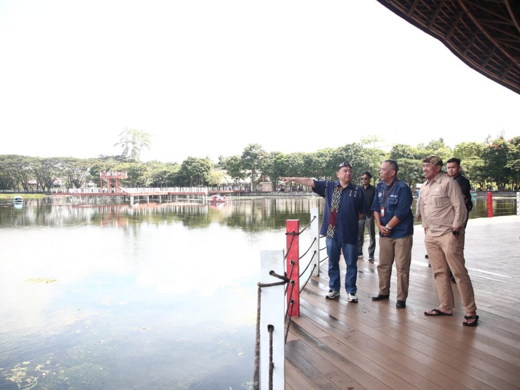 Bupati Garut Pantau Situ Bagendit, Pastikan Keamanan dan Kenyamanan Wisatawan Selama Libur Lebaran