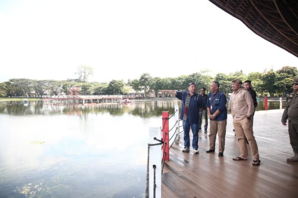 Bupati Garut Pantau Situ Bagendit, Pastikan Keamanan dan Kenyamanan Wisatawan Selama Libur Lebaran