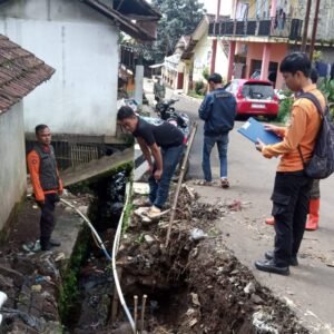 Akibat Hujan Deras yang Mengguyur Pasirwangi Garut Tiga Rumah Rusak dan Sebuah Kolam Jebol, Kerugian Ditaksir Puluhan Juta Rupiah