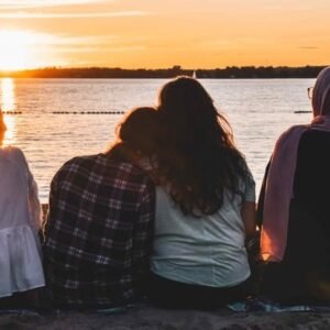 Cowo Jomblo Coaba Main ke Pangandaran Karena Jumlah Penduduk Perempuan Lebih Banyak Dibanding Laki-laki