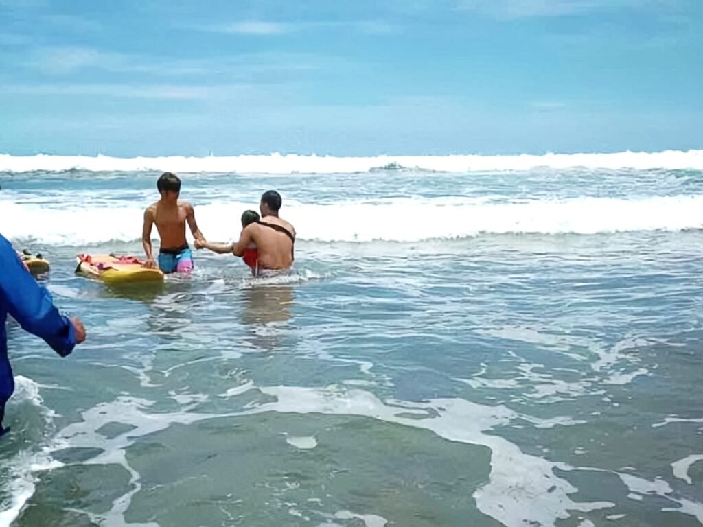 Wisatawan Asal Garut Hilang Terseret Arus di Pantai Barat Pangandaran
