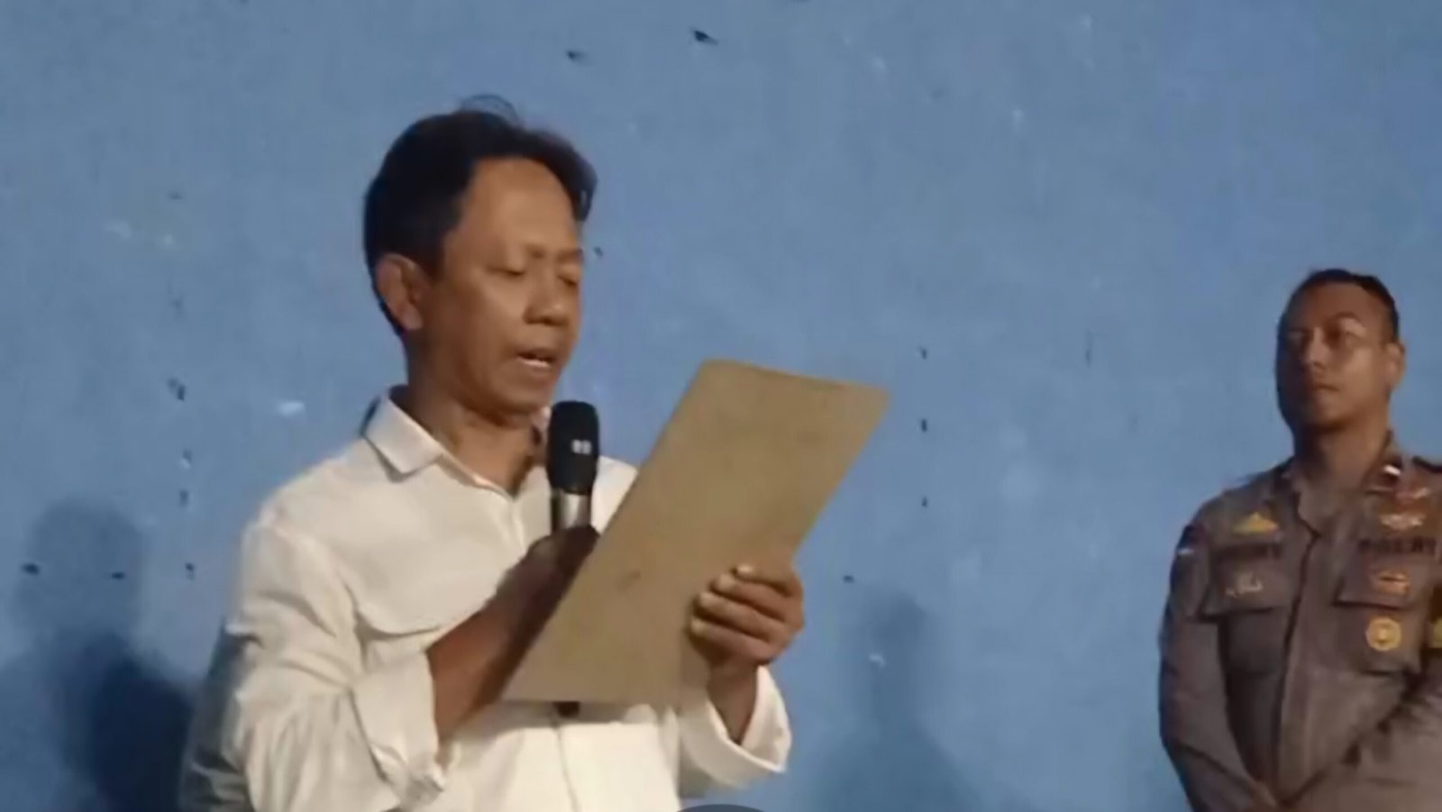 Kepala Desa Sukamaju, Kecamatan Cilawu Kabupaten Garut, Asep Edwin, S.T. (ft: dok)