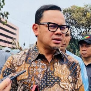Wamendagri Ingatkan ASN Kembali Bekerja Disiplin Usai Libur Lebaran, Larang Penggunaan Mobil Dinas untuk Mudik