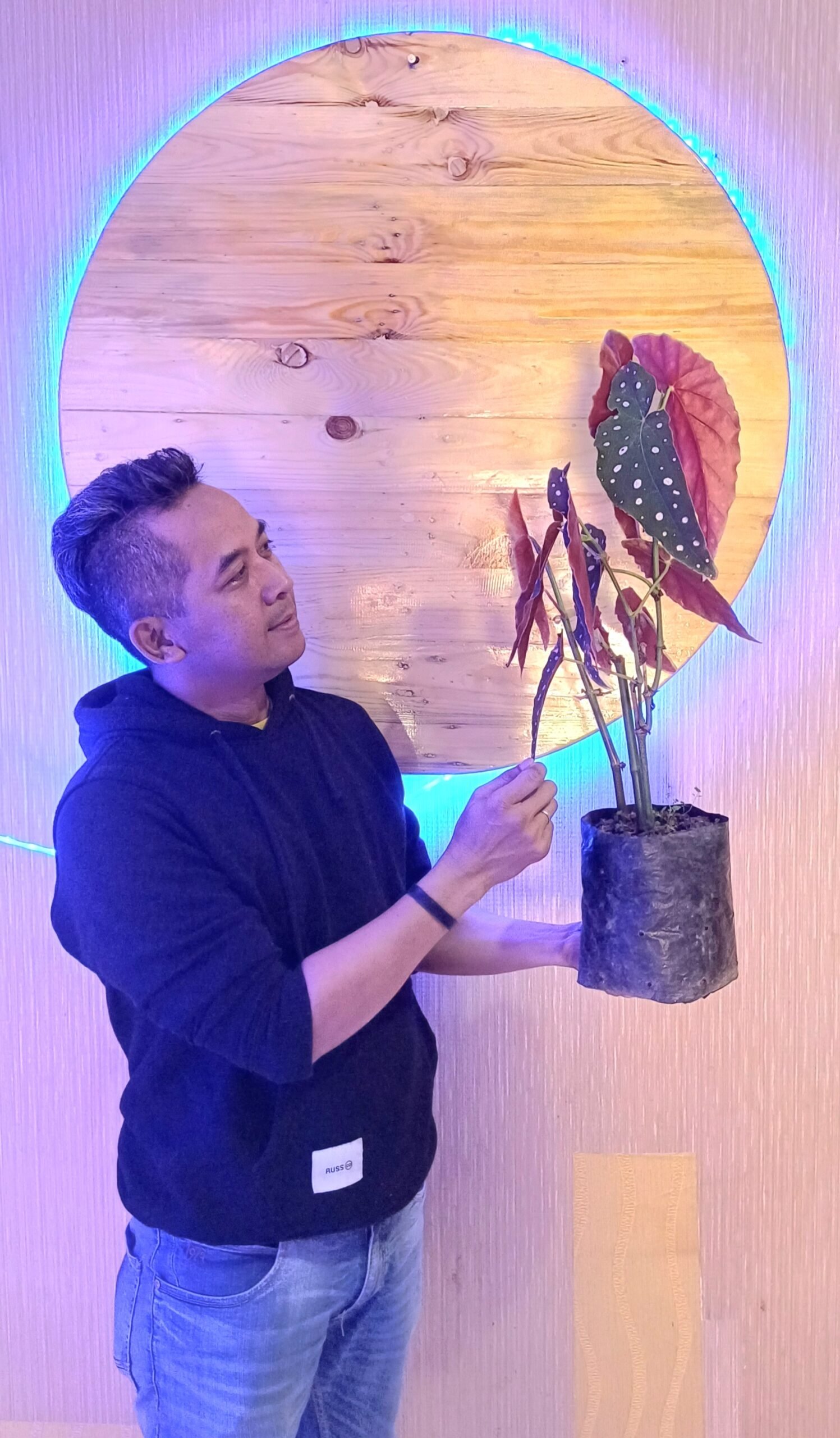 Kolektor tanaman hias asal Garut, Asep Ahmad. (ft: asep ahmad)