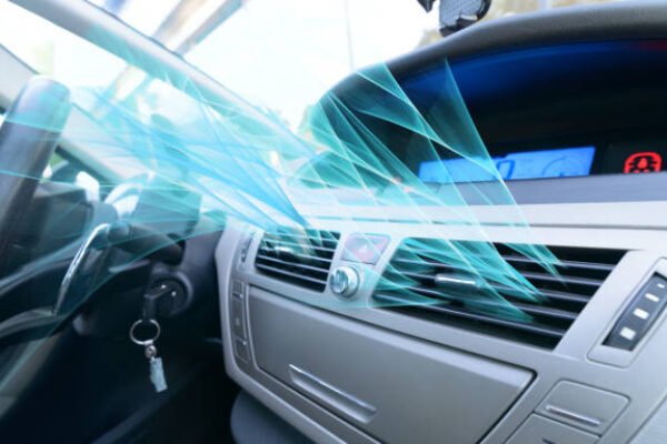 Mengapa AC Mobil Tidak Dingin? Ini Penyebab dan Cara Memperbaikinya