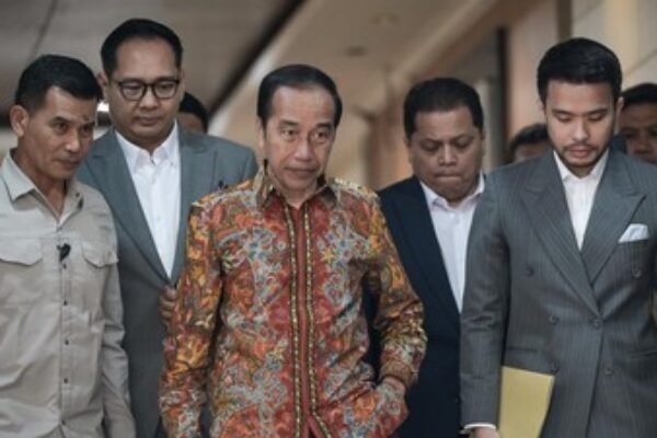 Mantan Presiden RI ke-7 Hadiri Pemeriksaan di Bareskrim Terkait Dugaan Ijazah Palsu