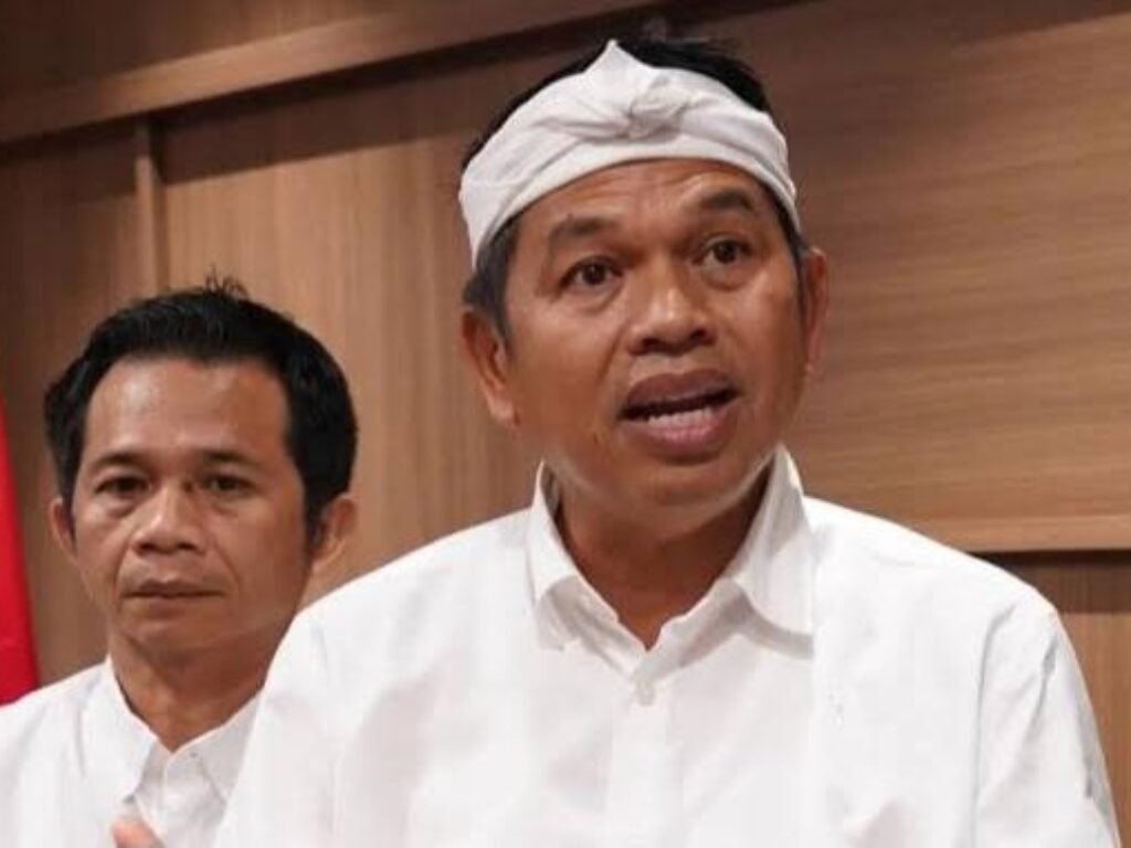 Fraksi PDIP Walk Out saat Paripurna, Gubernur Jabar Minta Maaf ke DPRD