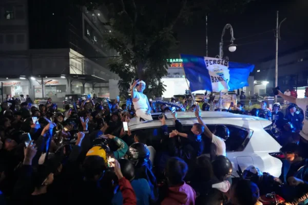 Pesta Kemenangan Bersama Persib Bandung, “Bapak Aing Persib Bandung Nu Aing”