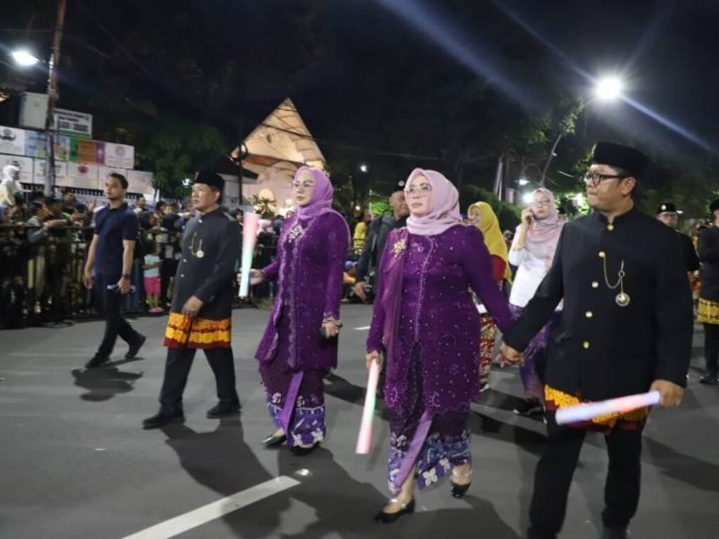 Parade Budaya APEKSI 2025, Kota Tangerang Curi Perhatian Lewat Ragam Pertunjukan Tradisional