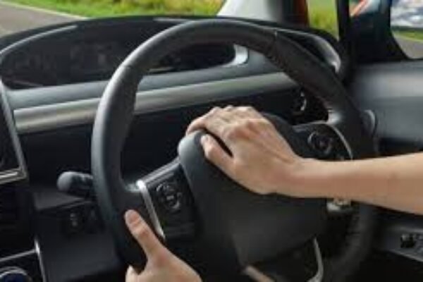 Cara Memperbaiki Klakson Mobil yang Tiba-Tiba Mati
