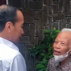 Jokowi Sambangi Dosen Pembimbing di UGM, Di Tengah Isu Ijazah Palsu, Ada Apa Gerangan?