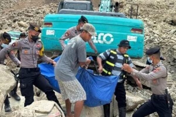 14 Korban Longsor Gunung Kuda Teridentifikasi, Jenazah Diserahkan ke Keluarga