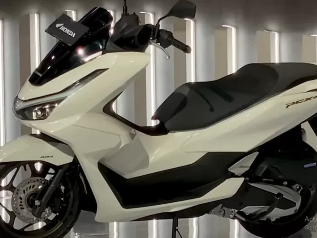 Ini Kelebihan Honda PCX Hybrid, Diantaranya Irit Bahan Bakar