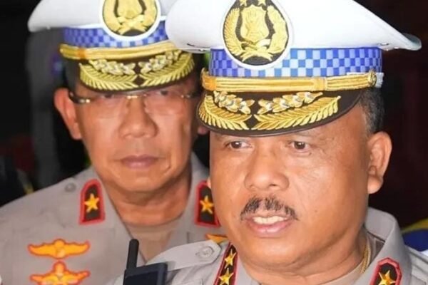 Kakorlantas Minta Jajaran Polantas Layani Masyarakat dengan Tulus dan Tanpa Komplain