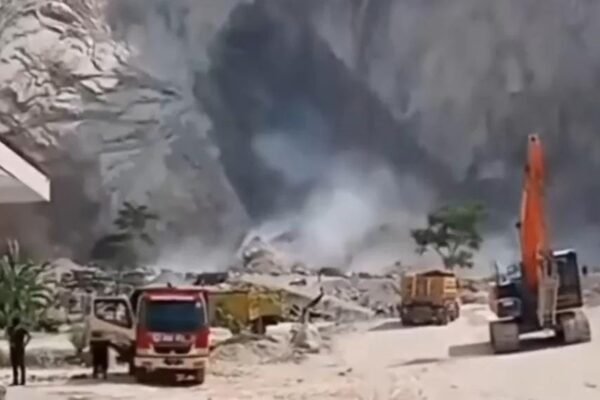 Tragedi Longsor Tambang Gunung Kuda Diduga Akibat Kelalain Perusahaan