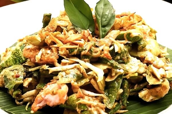 LOT-LOT BOMB! Resep Lotek Khas Sunda yang Bikin Lidah Auto Joget