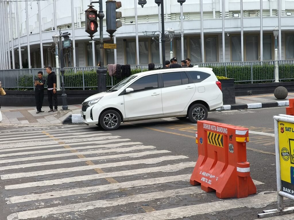 Cara Memperbaiki Rem Mobil Daihatsu Ayla: Panduan Lengkap dan Praktis