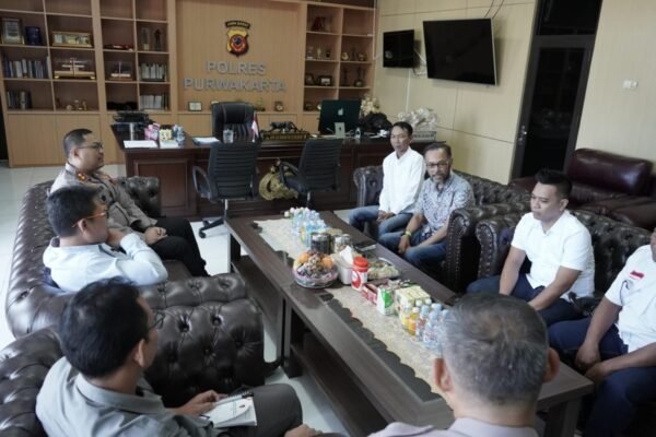 PWI Purwakarta dan Polres Perkuat Sinergi dalam Silaturahmi Penuh Keakraban
